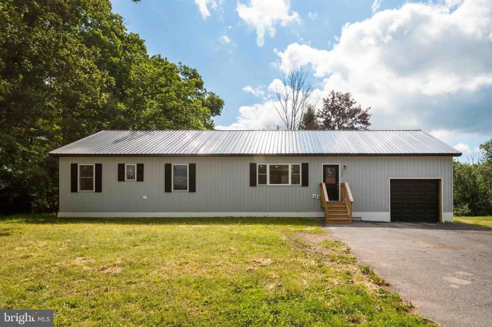 1407 BROADFORD ROAD Oakland, MD 21550
