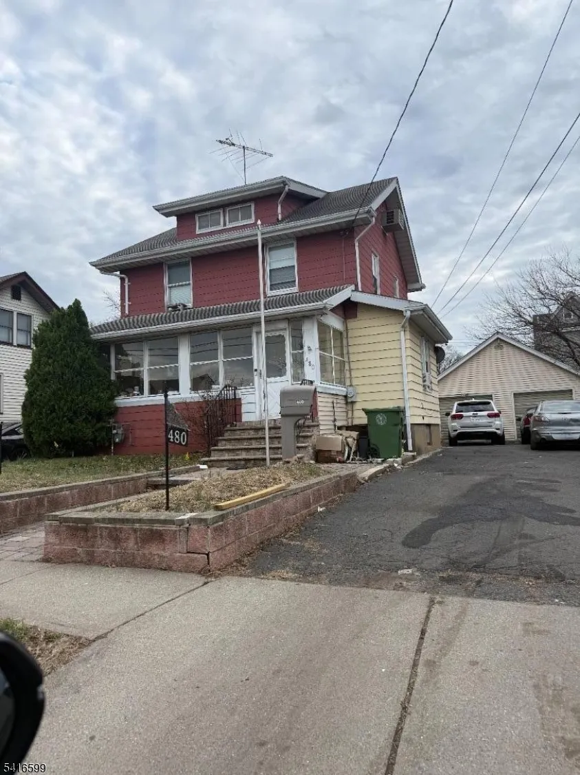 480 Aldene Rd Roselle, NJ 07203