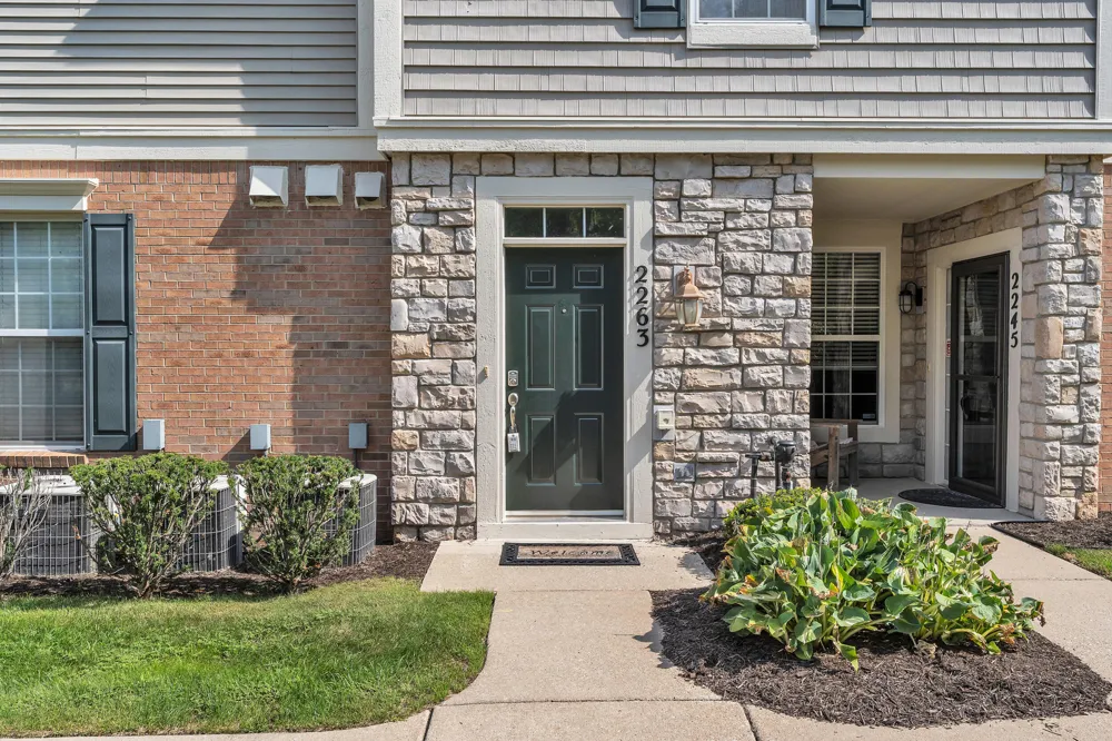 2263 Pinecroft Drive Canton, MI 48188