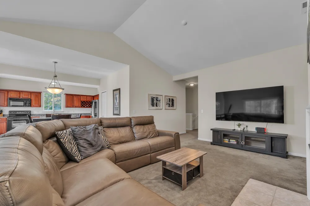 2263 Pinecroft Drive Canton, MI 48188