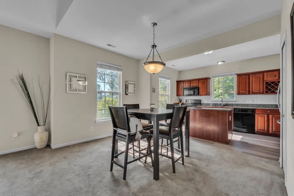 2263 Pinecroft Drive Canton, MI 48188