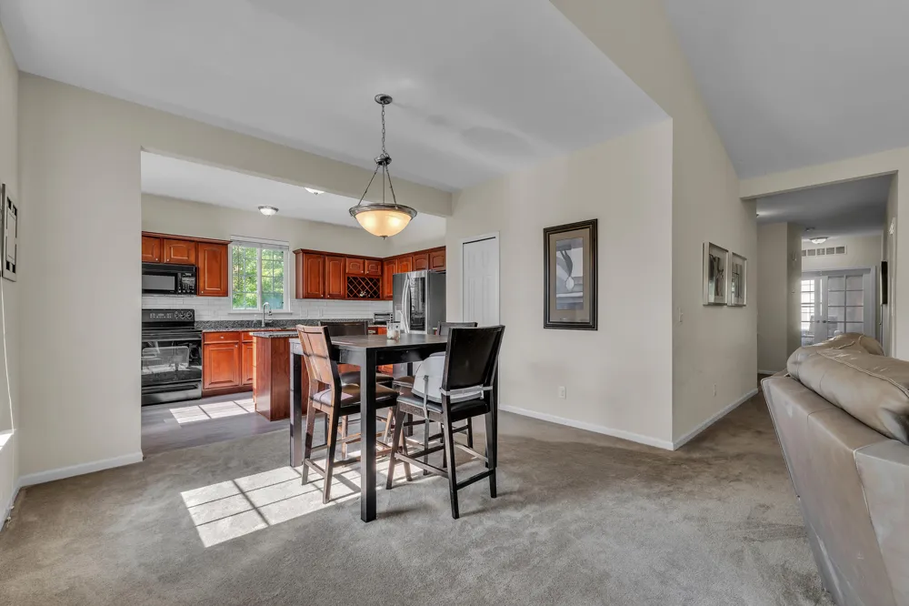 2263 Pinecroft Drive Canton, MI 48188