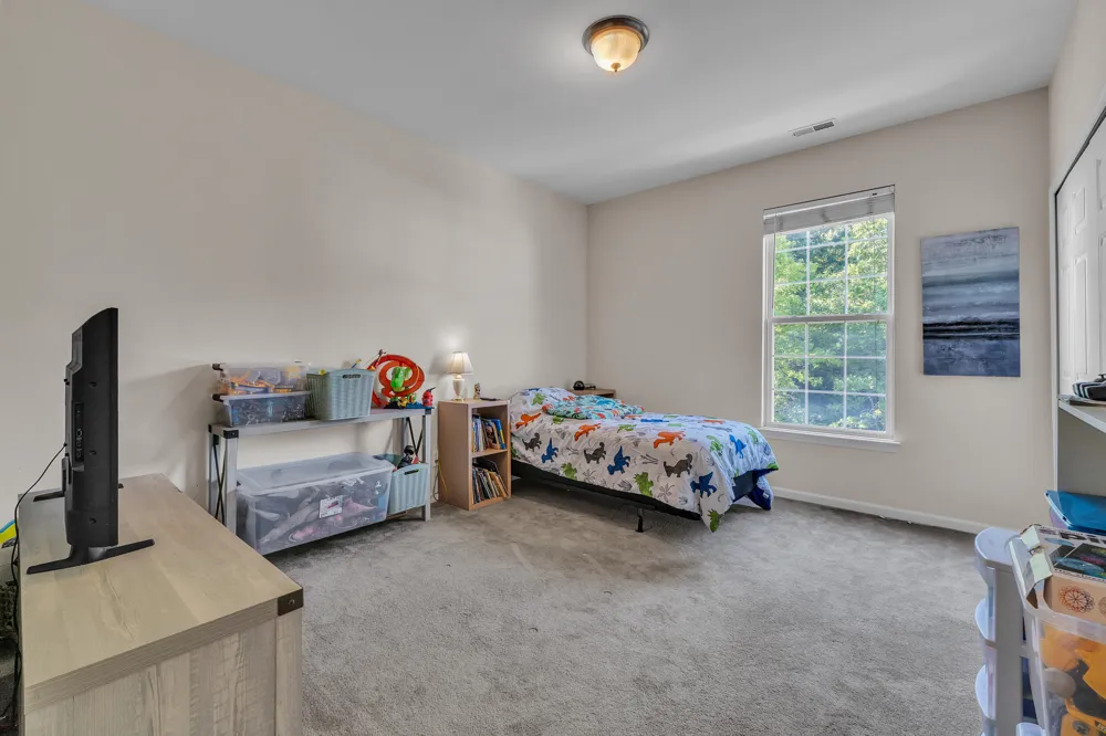 2263 Pinecroft Drive Canton, MI 48188