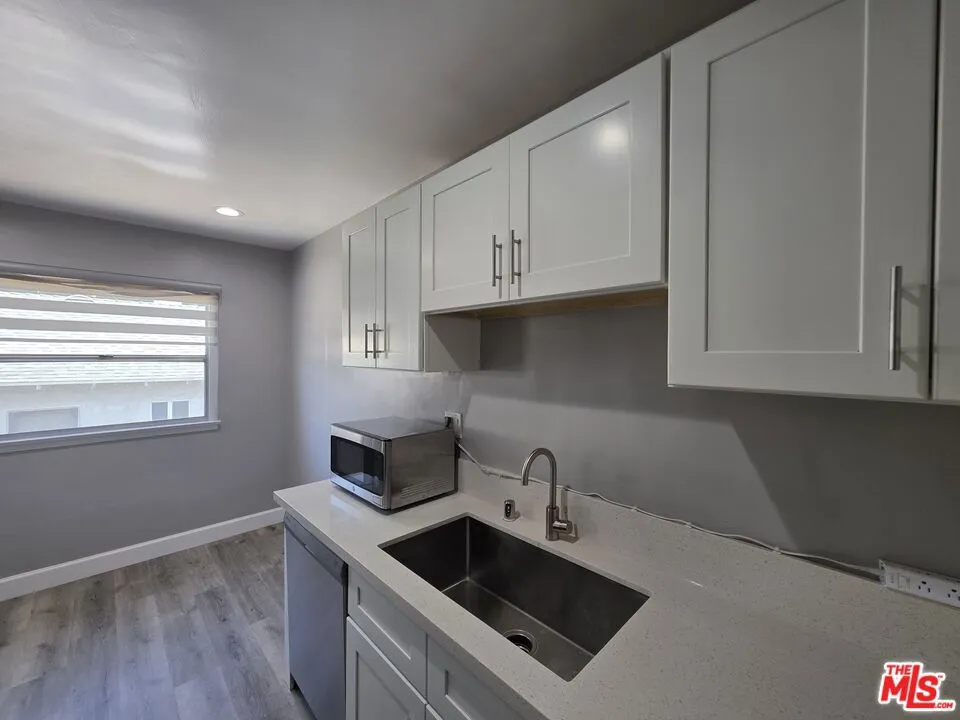 1430 Franklin Street #E Santa Monica, CA 90404