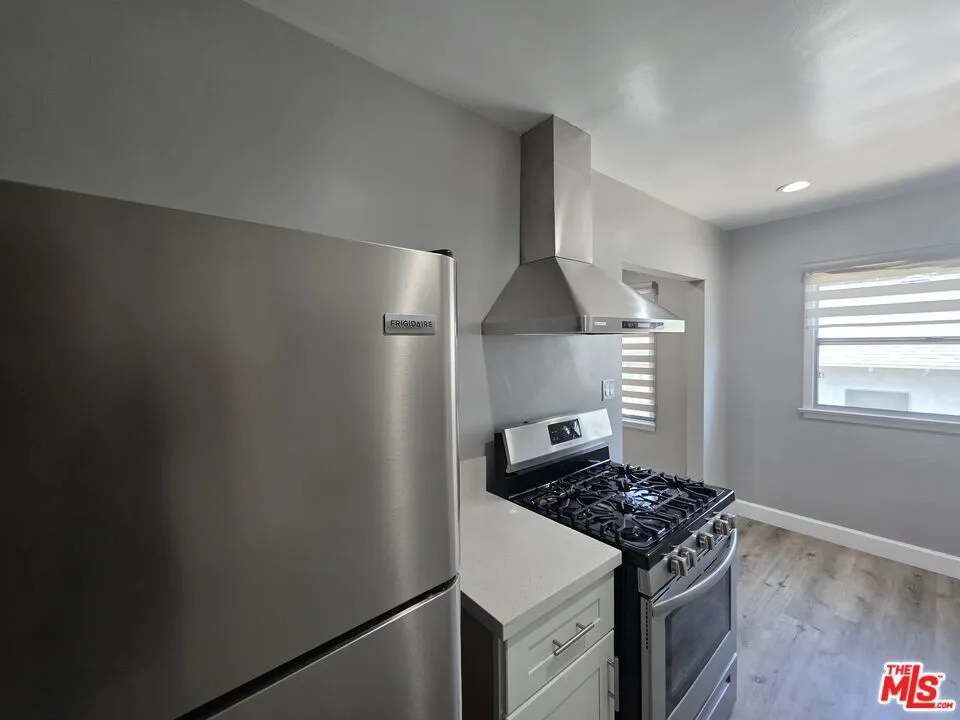 1430 Franklin Street #E Santa Monica, CA 90404
