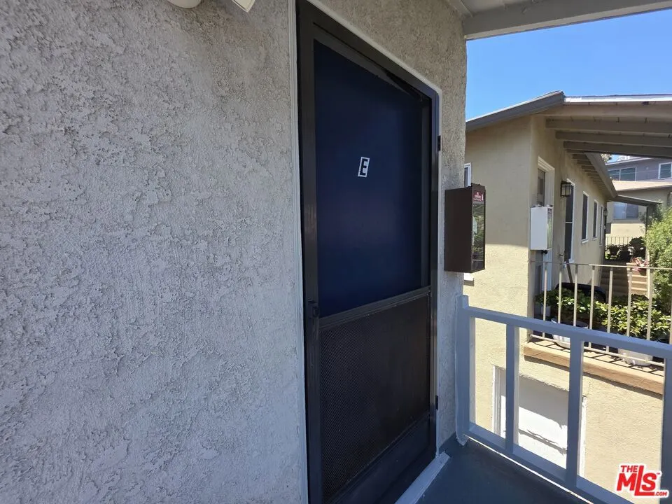 1430 Franklin Street #E Santa Monica, CA 90404