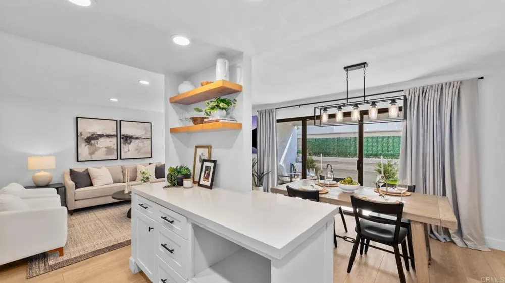 532 Via De La Valle #F Solana Beach, CA 92075