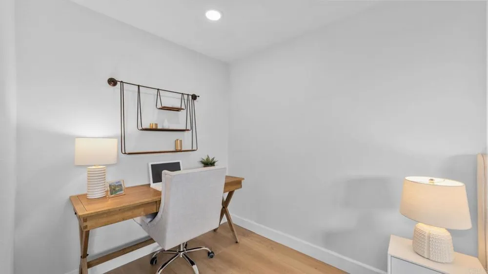 532 Via De La Valle #F Solana Beach, CA 92075