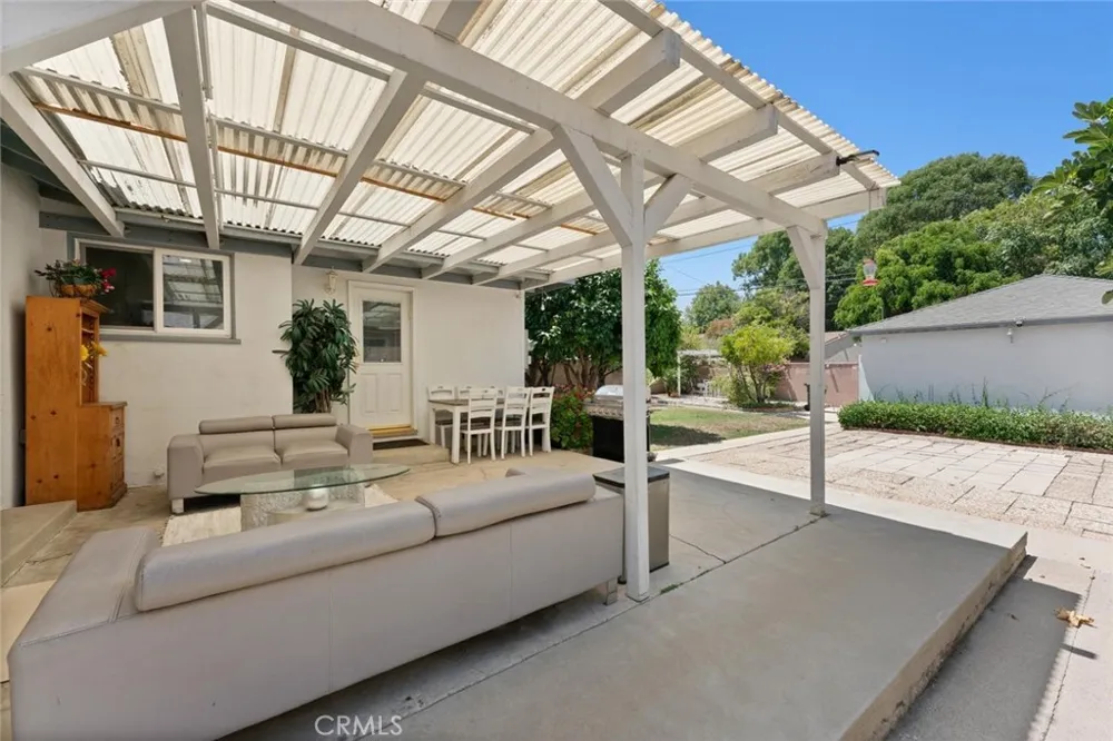 6201 Tampa Tarzana, CA 91335