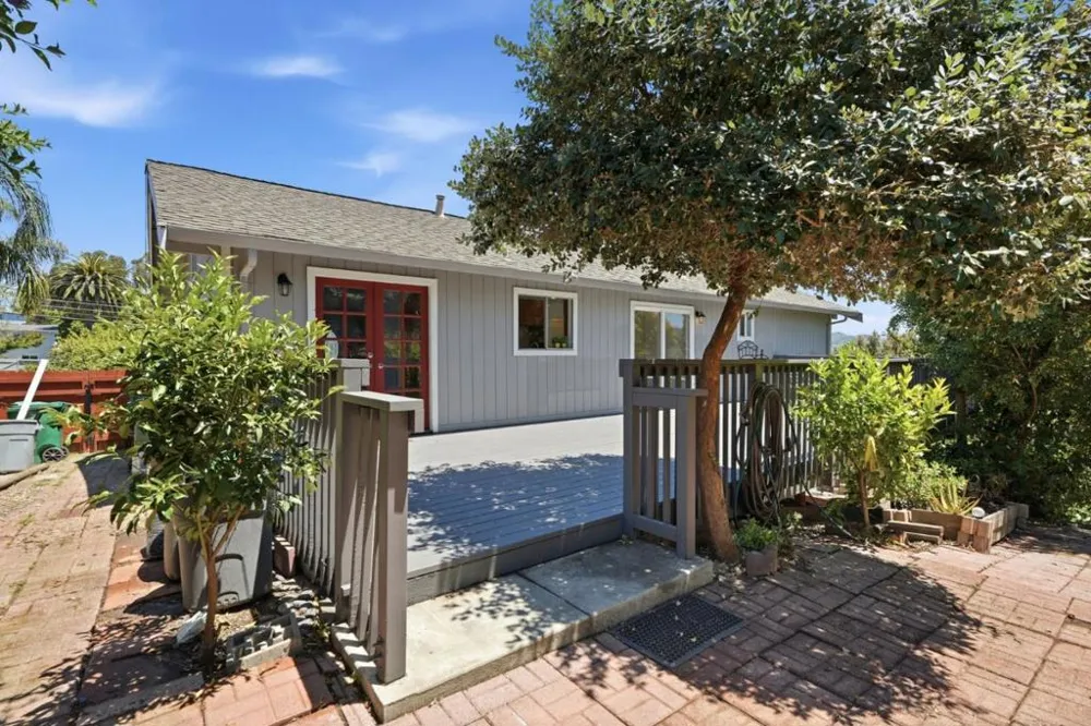 617 Pebble Drive El Sobrante, CA 94803
