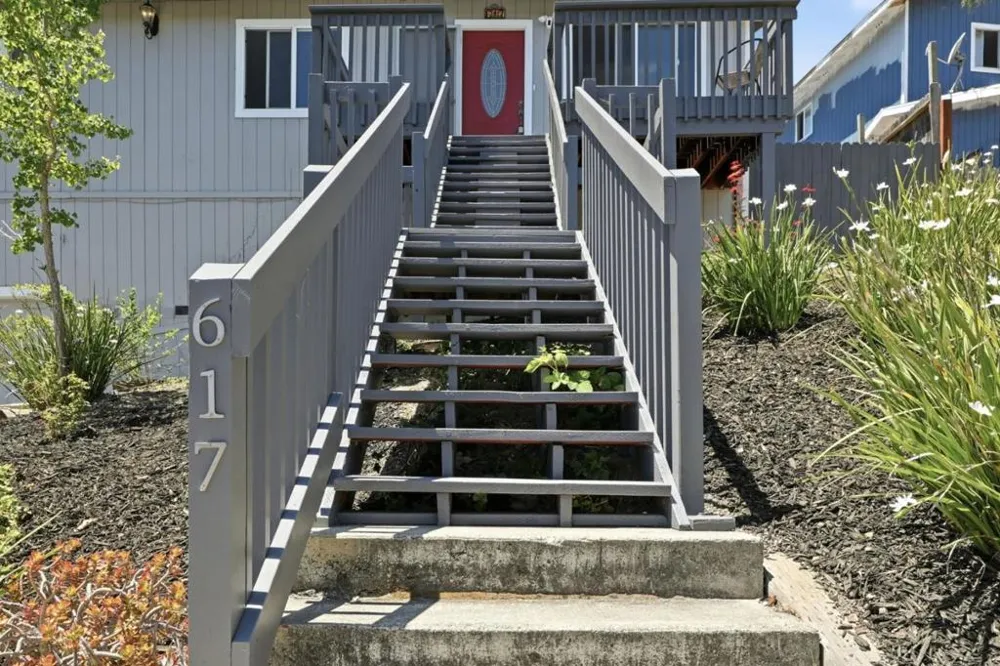617 Pebble Drive El Sobrante, CA 94803