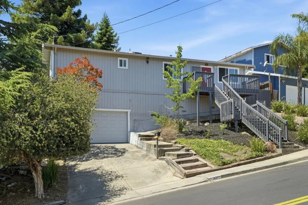 617 Pebble Drive El Sobrante, CA 94803