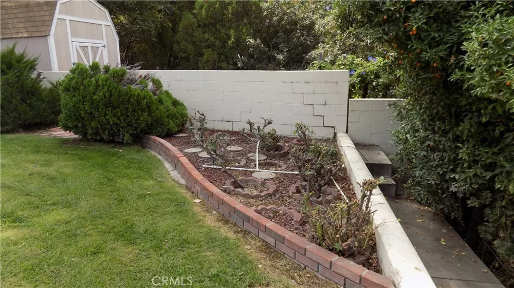 1733 Bonita Vista San Bernardino, CA 92404