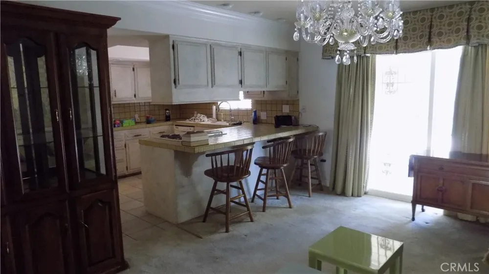 1733 Bonita Vista San Bernardino, CA 92404