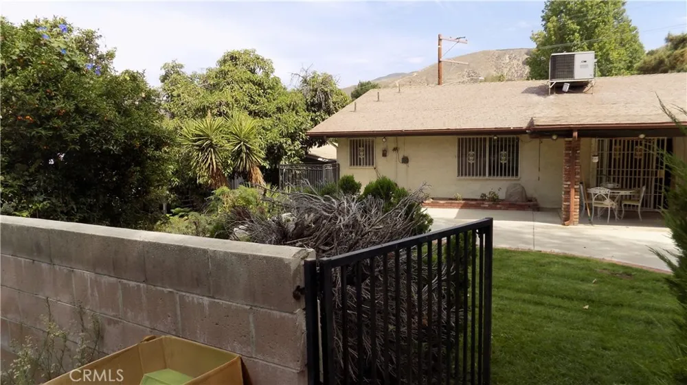 1733 Bonita Vista San Bernardino, CA 92404