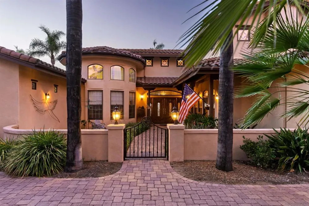 9774 Little Canyon Ln Escondido, CA 92026