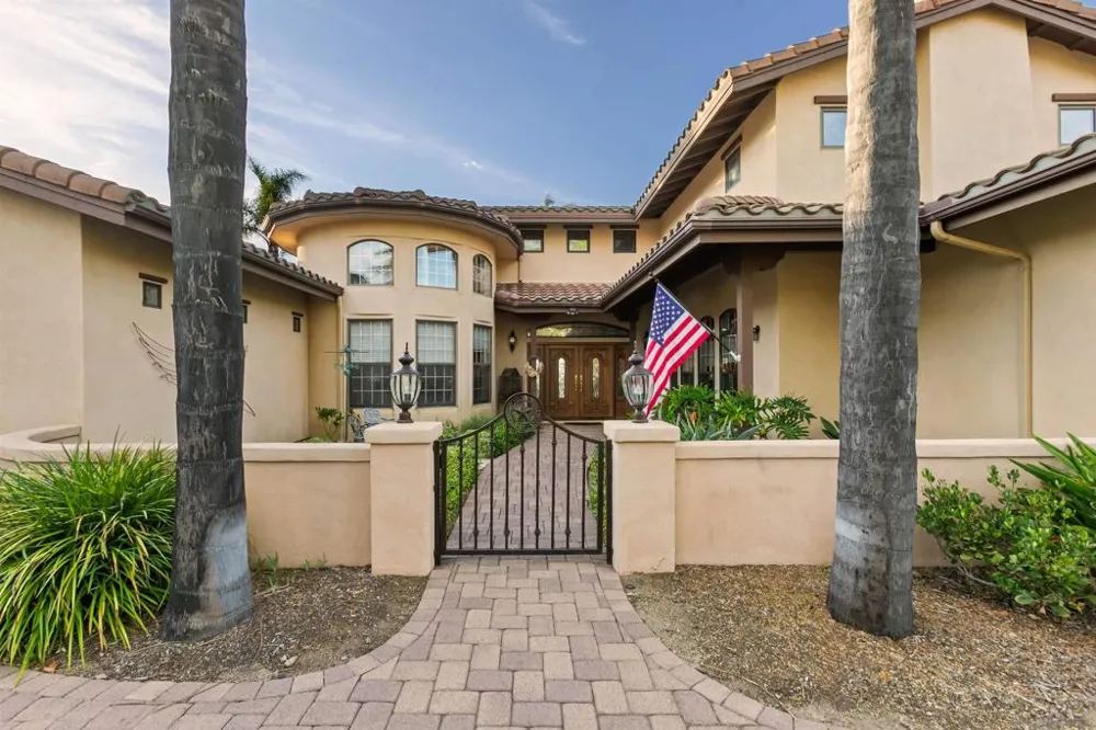 9774 Little Canyon Ln Escondido, CA 92026