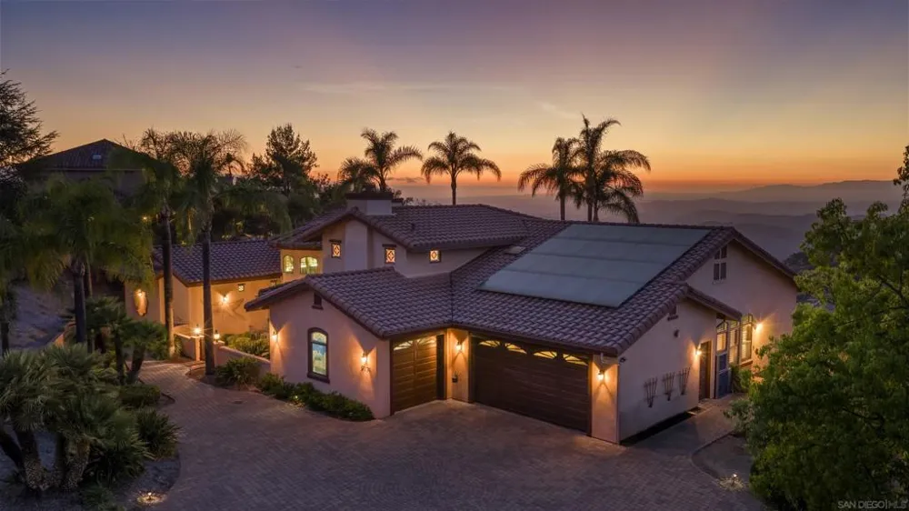9774 Little Canyon Ln Escondido, CA 92026