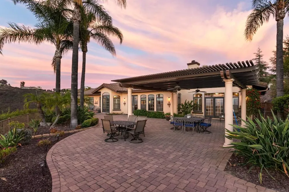9774 Little Canyon Ln Escondido, CA 92026