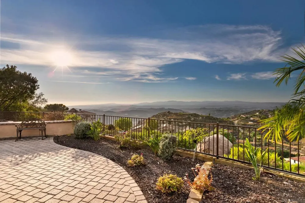 9774 Little Canyon Ln Escondido, CA 92026