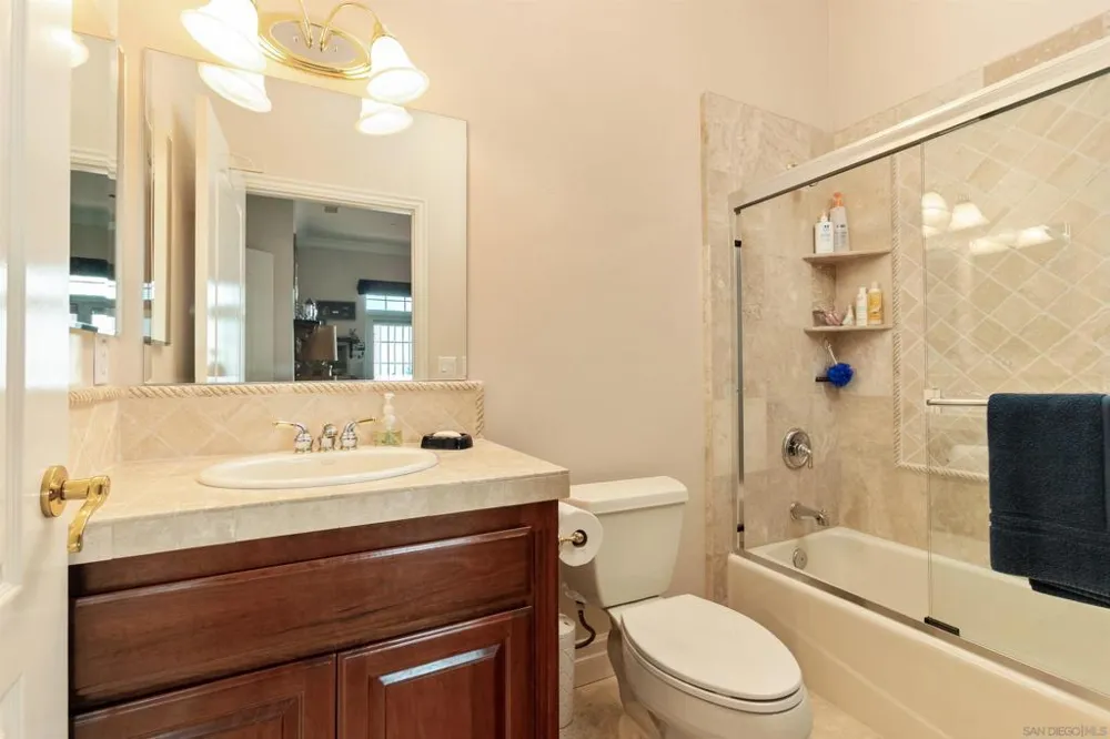 9774 Little Canyon Ln Escondido, CA 92026