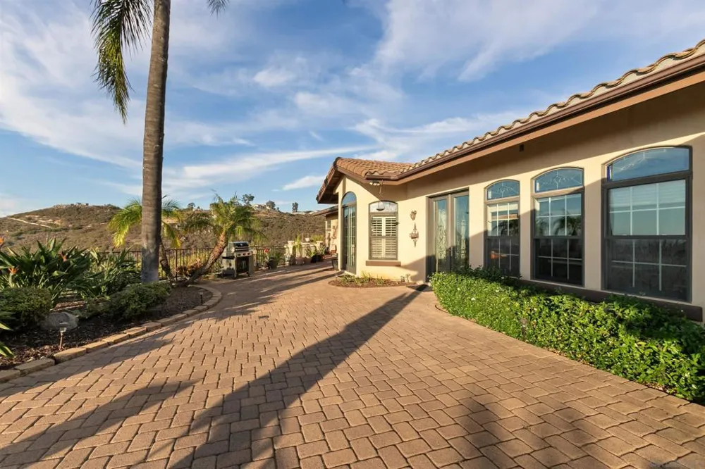 9774 Little Canyon Ln Escondido, CA 92026