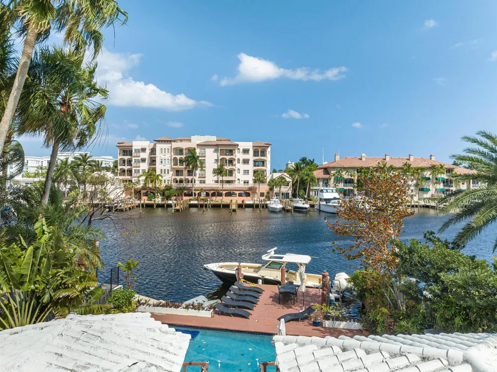 124 S GORDON ROAD Fort Lauderdale, FL 33301