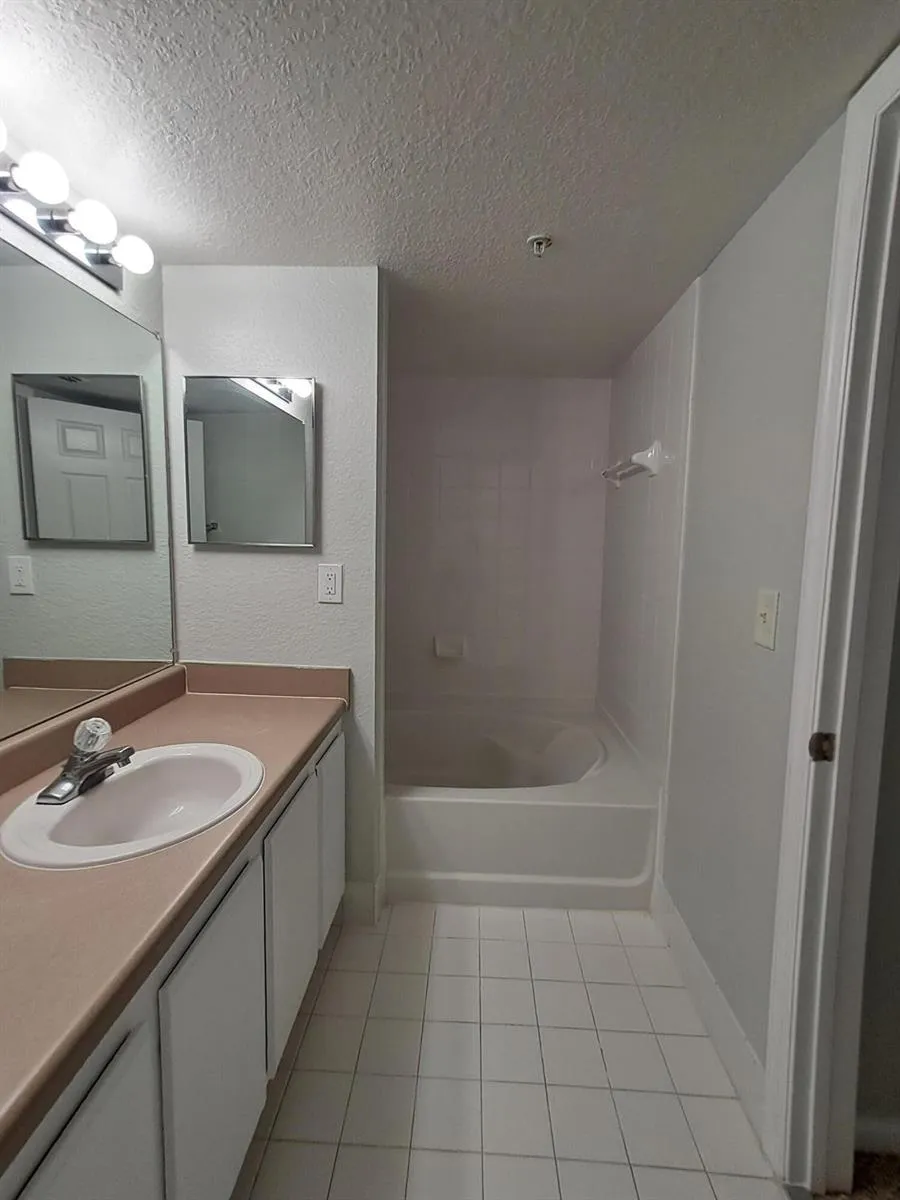 161 SW Palm Drive #204 Port St. Lucie, FL 34986