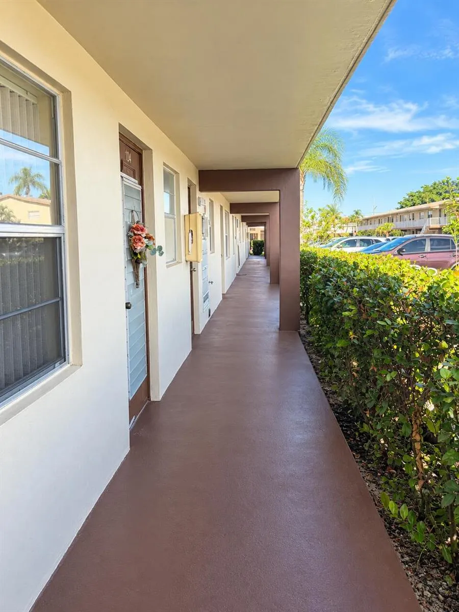 7500 NW 5TH PLACE #104 Margate, FL 33063