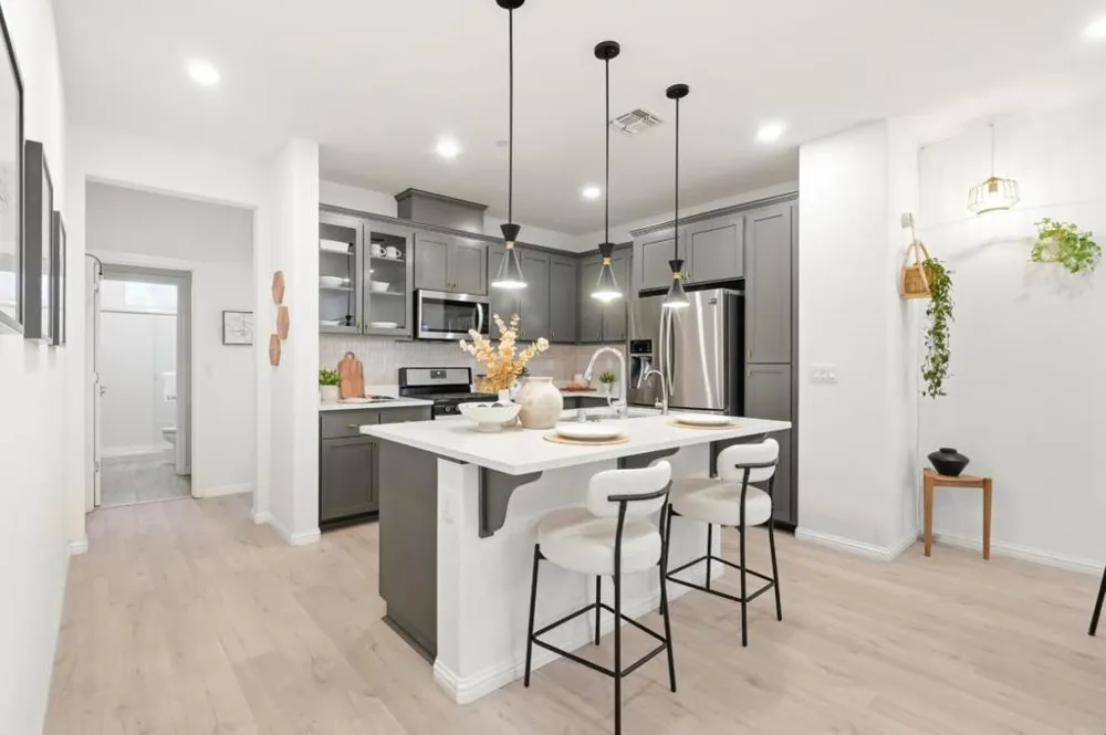 1922 Nevets Lane San Jose, CA 95133