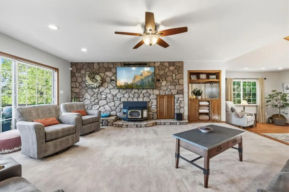 12309 Shooting Star Court Groveland, CA 95321