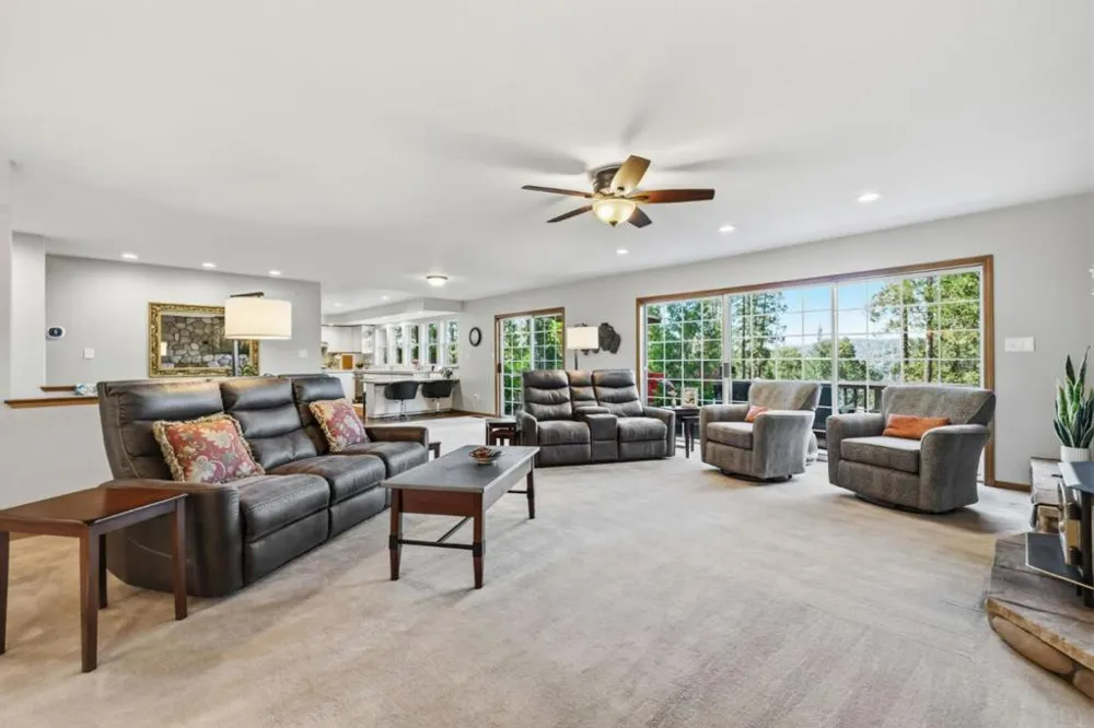 12309 Shooting Star Court Groveland, CA 95321