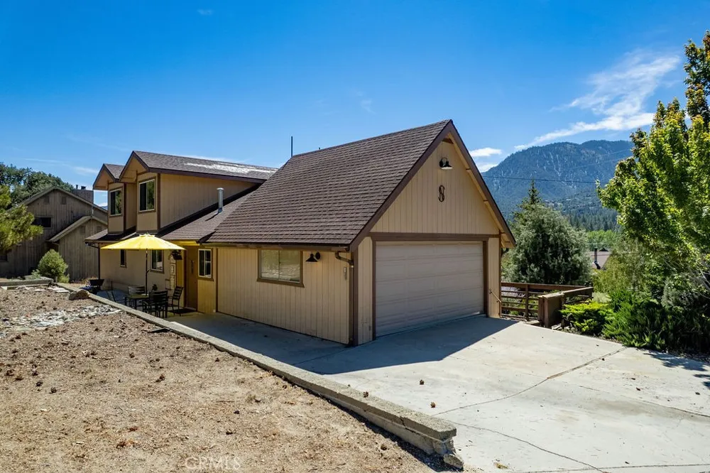 16425 Huron Pine Mountain Club, CA 93222