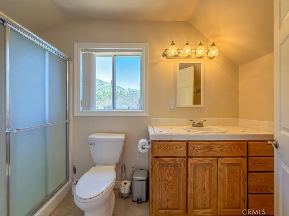 16425 Huron Pine Mountain Club, CA 93222