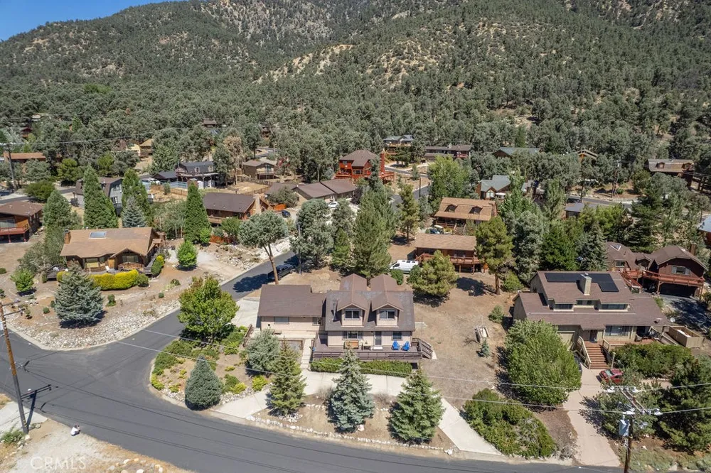 16425 Huron Pine Mountain Club, CA 93222