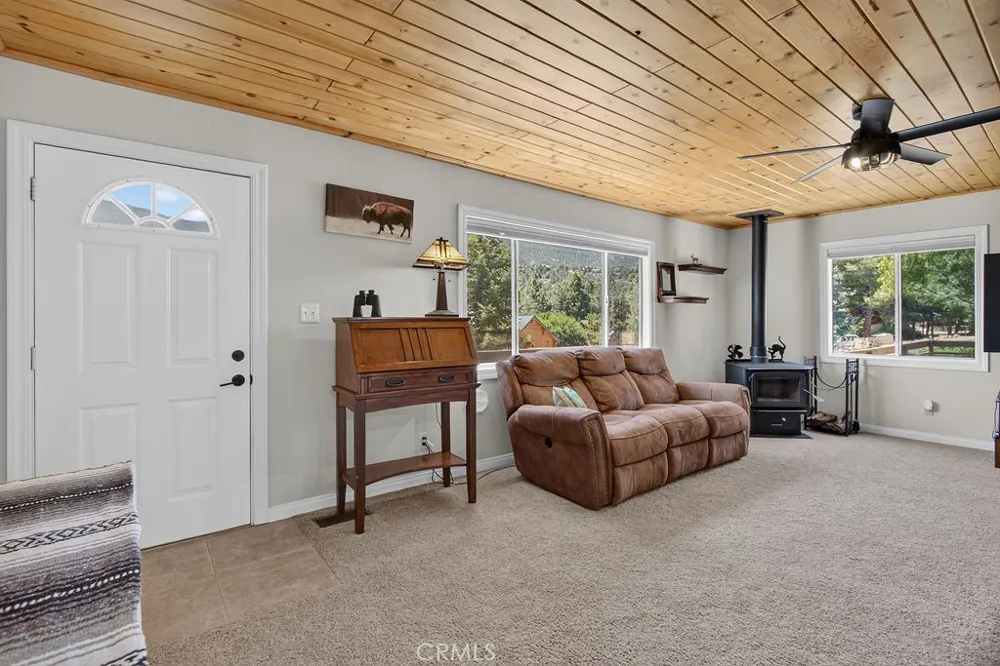 16425 Huron Pine Mountain Club, CA 93222