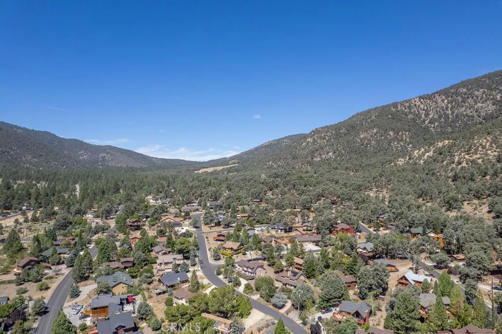 16425 Huron Pine Mountain Club, CA 93222
