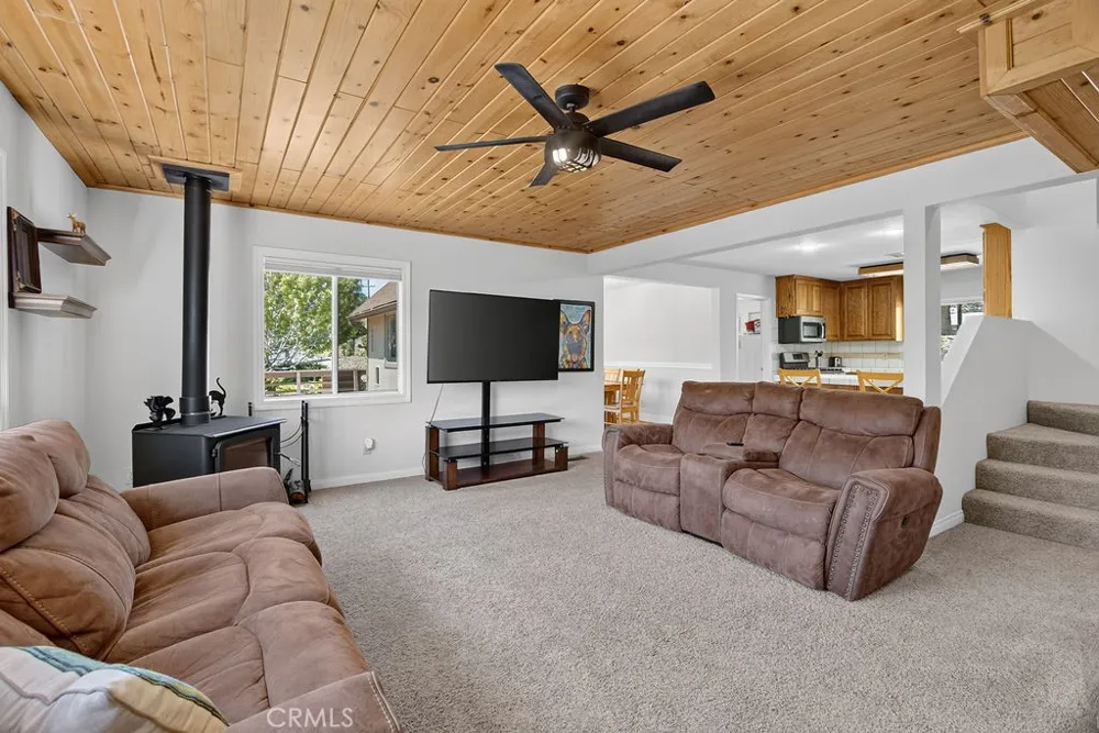 16425 Huron Pine Mountain Club, CA 93222