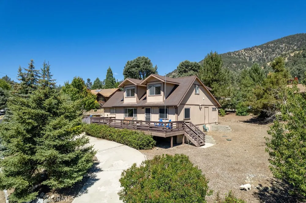 16425 Huron Pine Mountain Club, CA 93222