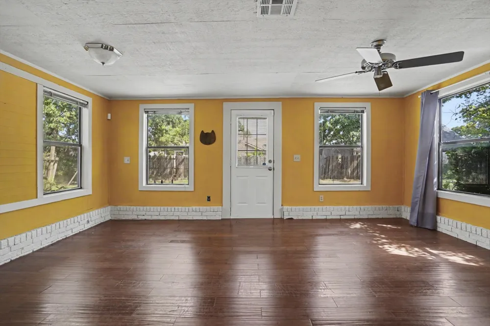 10107 E 29th Street Tulsa, OK 74129