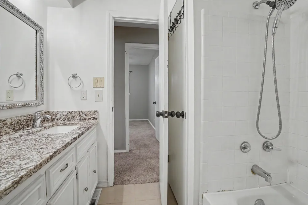 10107 E 29th Street Tulsa, OK 74129