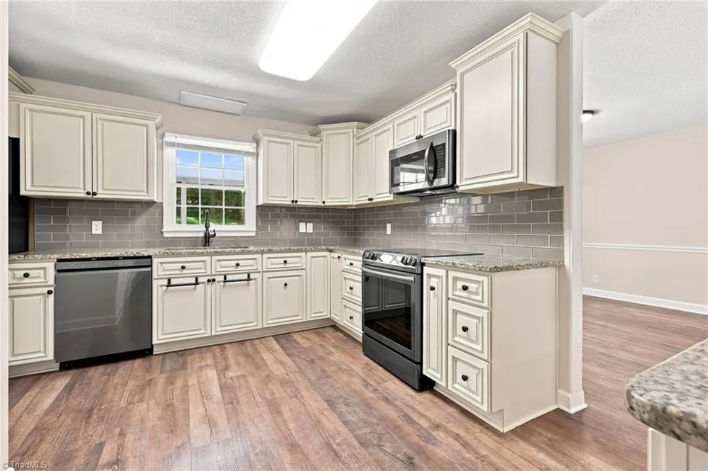 484 Newbern Avenue Asheboro, NC 27205