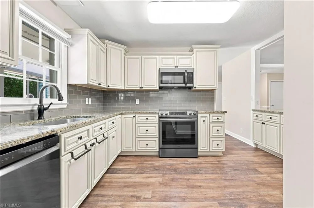 484 Newbern Avenue Asheboro, NC 27205