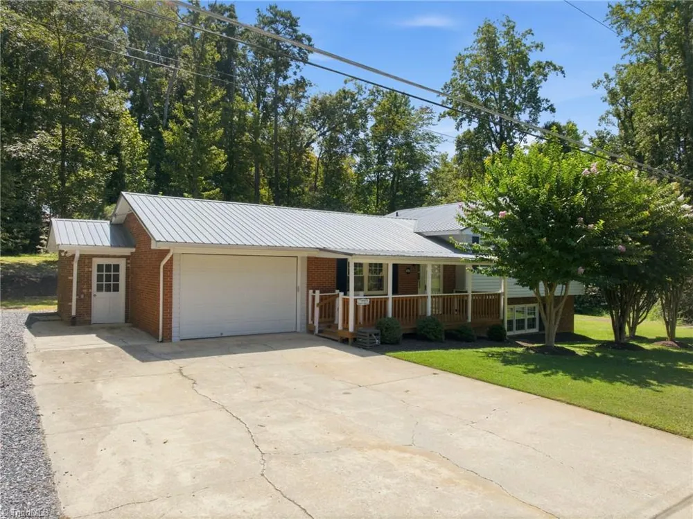 484 Newbern Avenue Asheboro, NC 27205