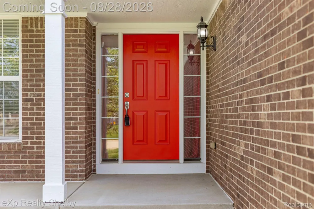 56626 Leeds Lane Macomb Township, MI 48042