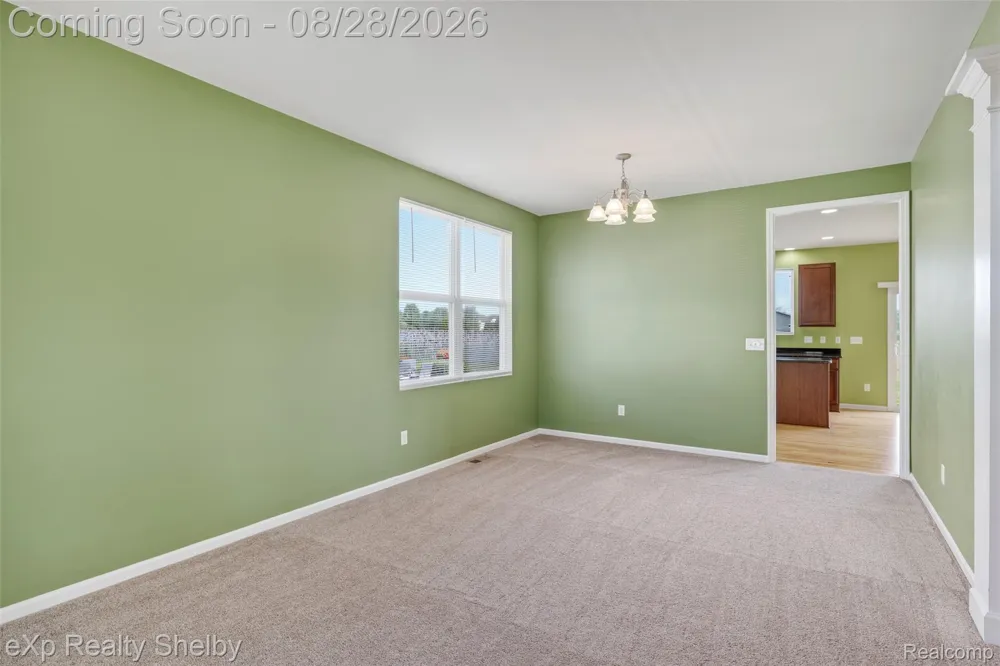 56626 Leeds Lane Macomb Township, MI 48042