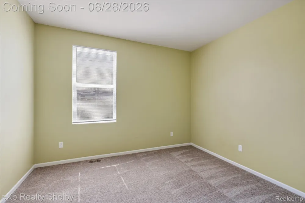 56626 Leeds Lane Macomb Township, MI 48042
