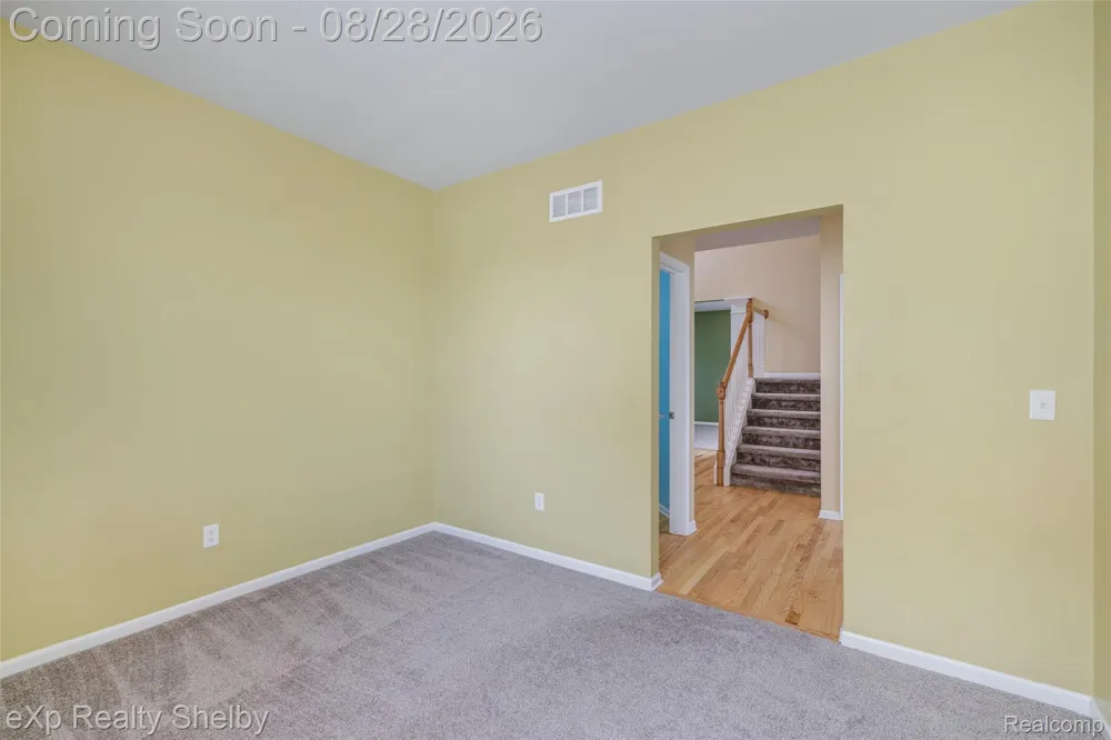 56626 Leeds Lane Macomb Township, MI 48042