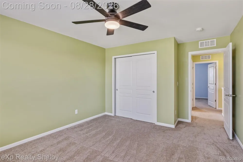 56626 Leeds Lane Macomb Township, MI 48042