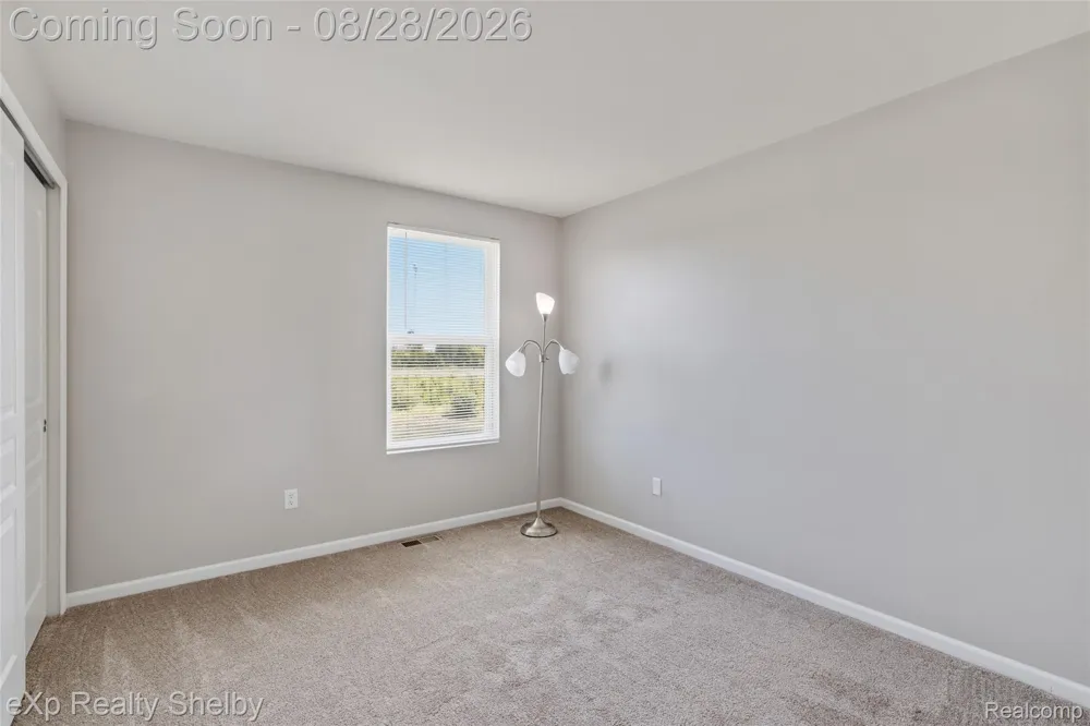 56626 Leeds Lane Macomb Township, MI 48042